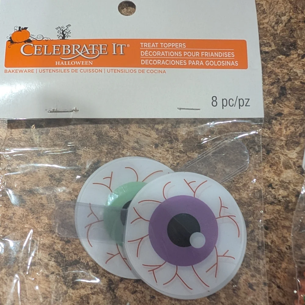 Brand New Celebratev It Halloween Party Supplies  Decorating Set